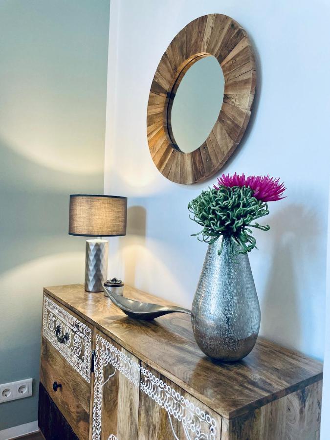 Colorful & Quiet Apartment In Beautiful Viennese Building Εξωτερικό φωτογραφία