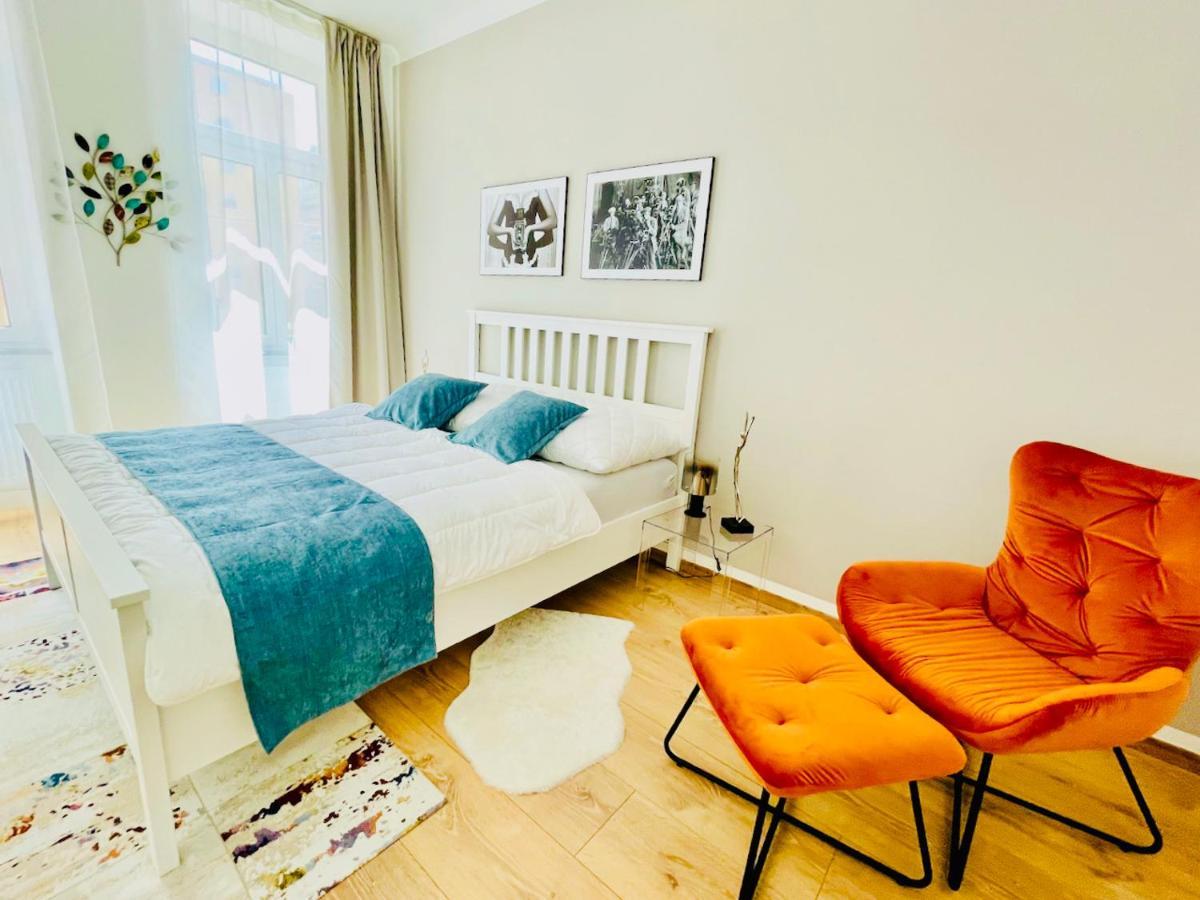 Colorful & Quiet Apartment In Beautiful Viennese Building Εξωτερικό φωτογραφία