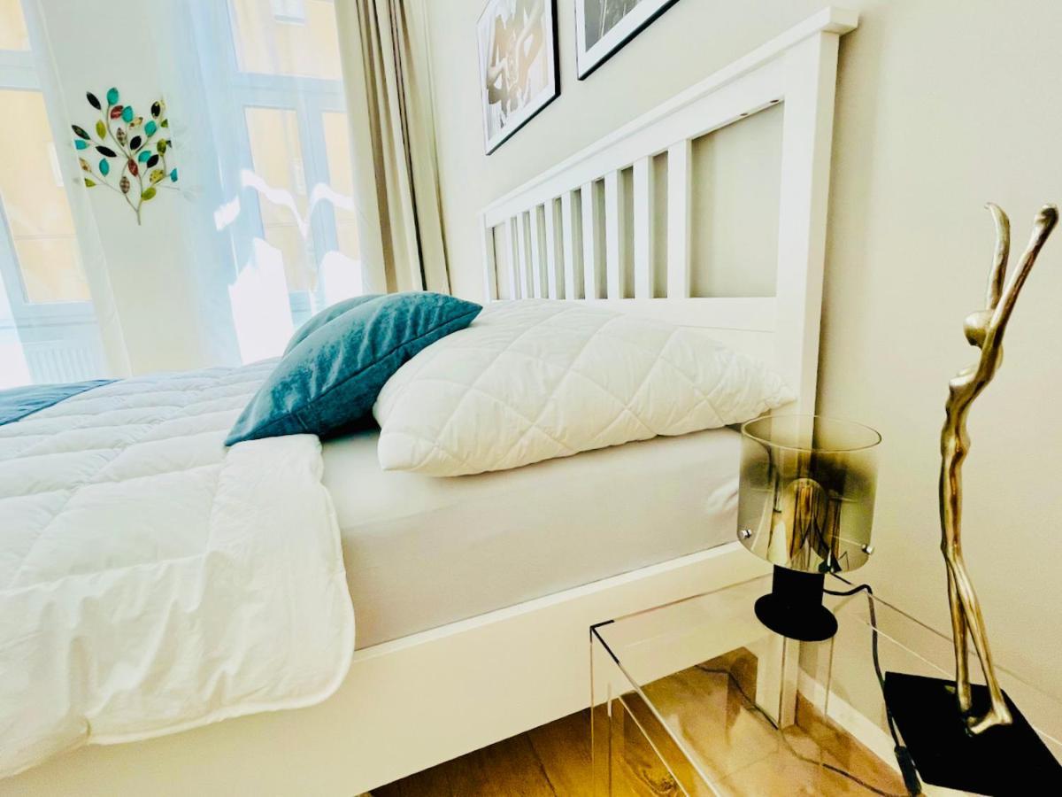 Colorful & Quiet Apartment In Beautiful Viennese Building Εξωτερικό φωτογραφία