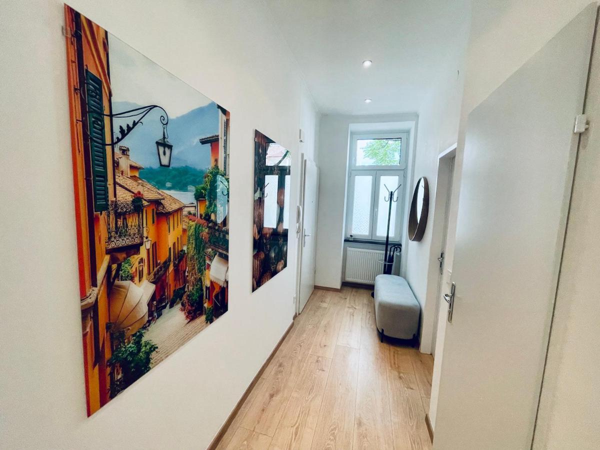 Colorful & Quiet Apartment In Beautiful Viennese Building Εξωτερικό φωτογραφία